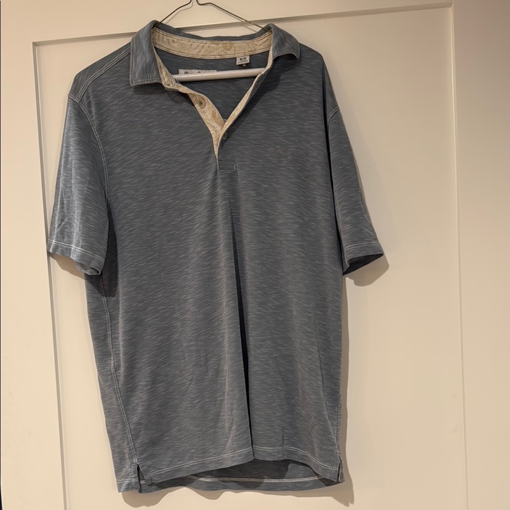 Tommy Bahama Men's Blue Polo Shirt tan and white pattern collar Size Medium